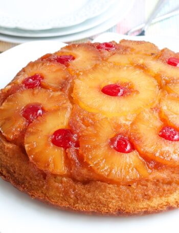 Classic Pineapple upside-down cake