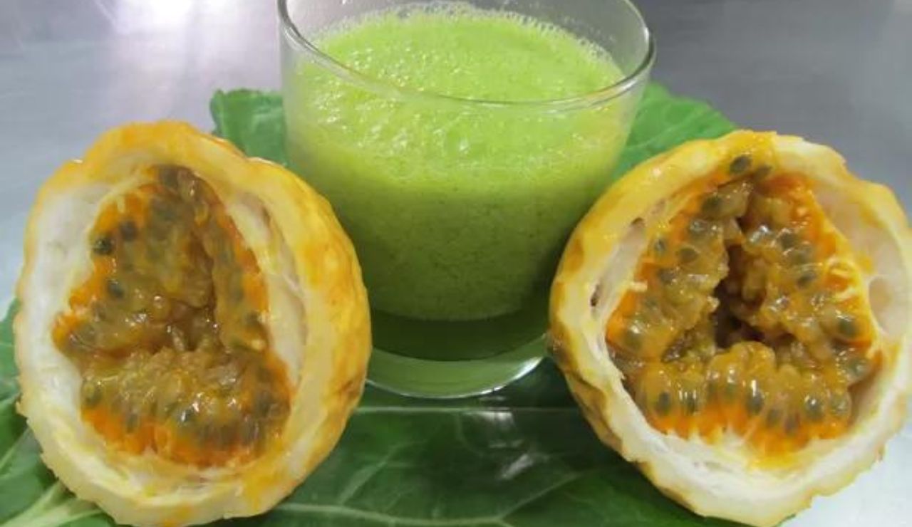 Suco de Maracuja com Couve
