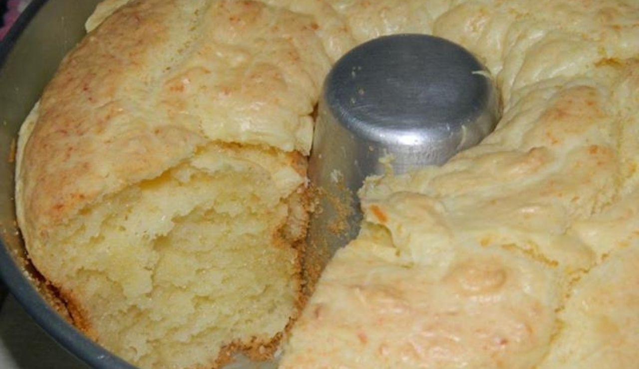 Bolo de Pao de Queijo Uma Sobremesa Tipica Brasileira